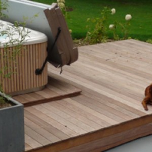 bois terrasse spa exterieur